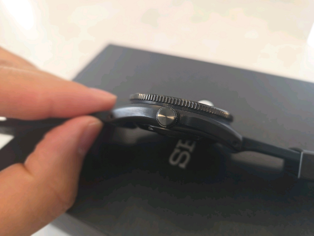 세이코 SPB253J1 블랙 PVD 다이버 시계 이미지
