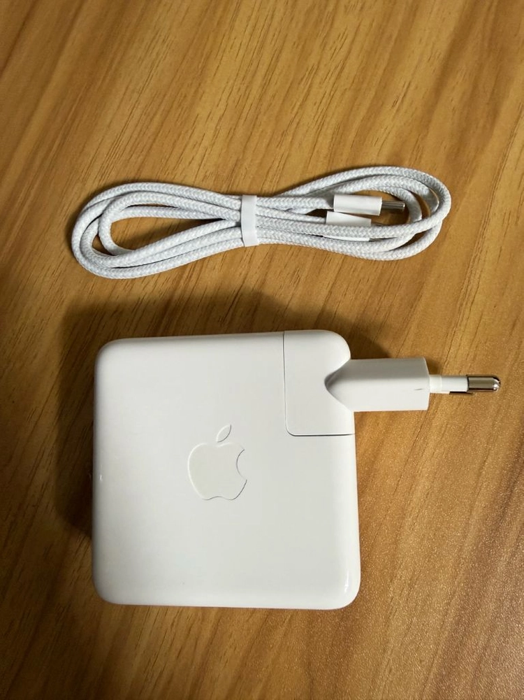애플 정품 67W 충전기 + 100W 지원 호환 C to C 케이블(미사용) 이미지