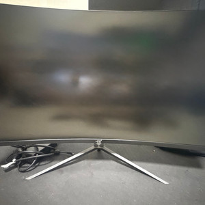 32인치 커브드 게이밍 모니터 165Hz(Advance One D&T MC32DR1500) 이미지