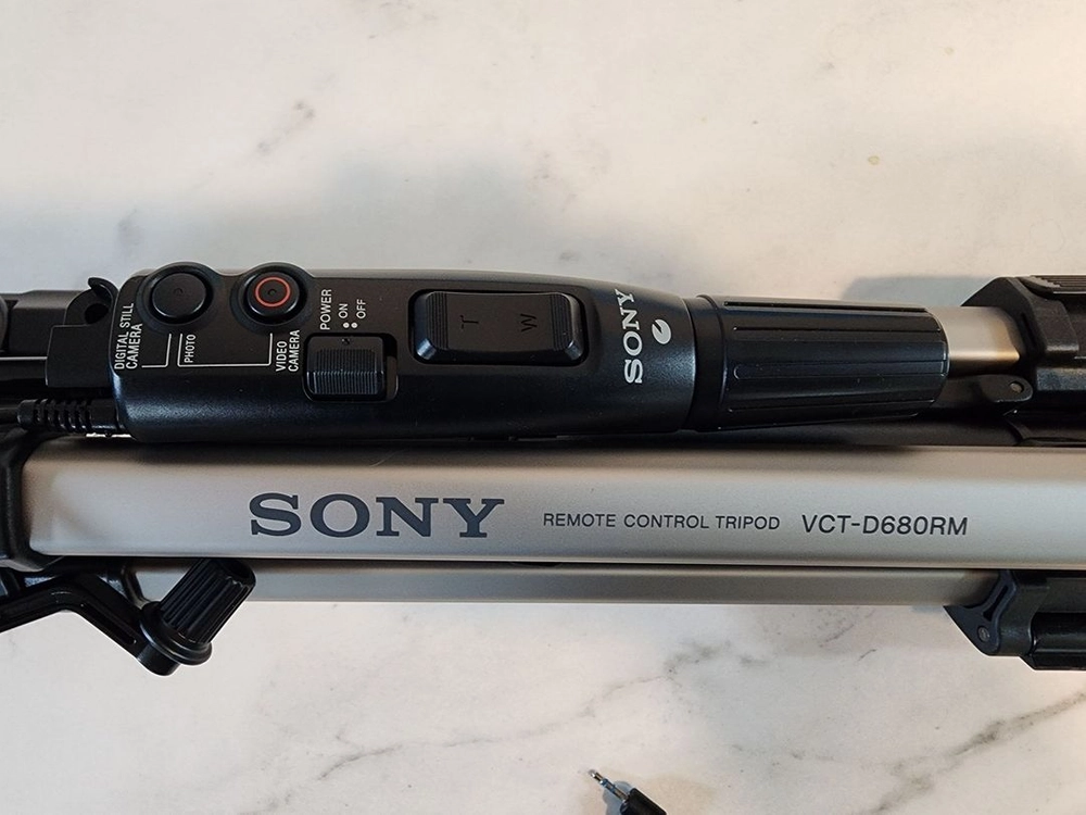 [삼각대] 소니 SONY 최고급 프리미엄 삼각대 VCT-D680RM (새제품 풀세트) 이미지