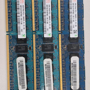 서버용 DDR3 4GB 메모리 3개 세트 이미지