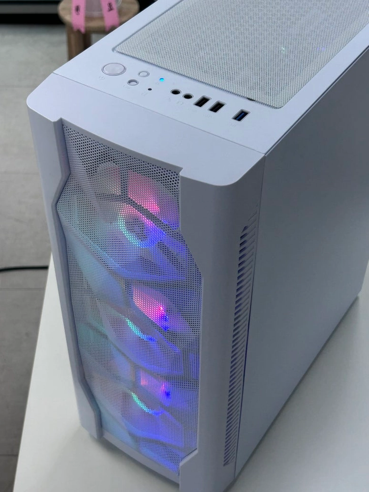 화이트 가성비PC 라이젠5 3000G 16GB SSD240GB 사무용 컴퓨터 데스크탑 이미지