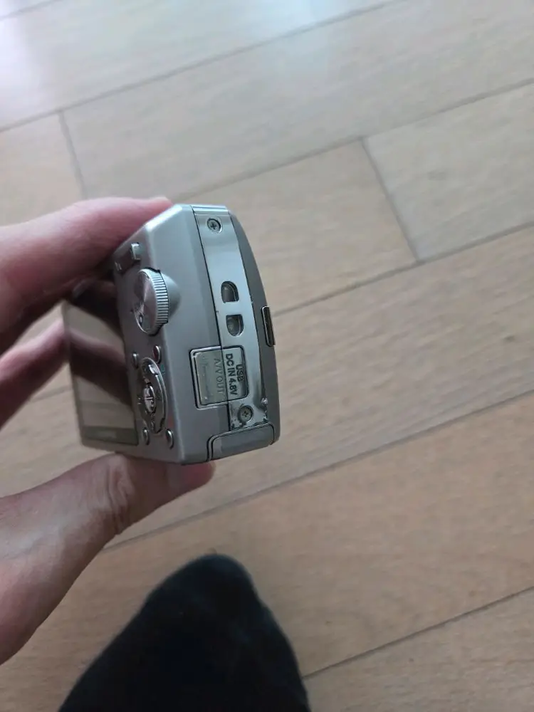 디지털카메라 올림푸스 MU810 이미지