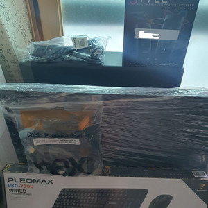 사무용 컴퓨터(i5-9500) 풀세트 - 본체/모니터(중고) 스피커/키보드/마우스/전원선2개/DVI선1개(새거) 이미지