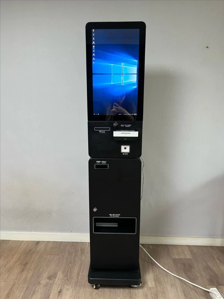 K-220D 스마트 키오스크 현금가능 - 안심되는 중고거래