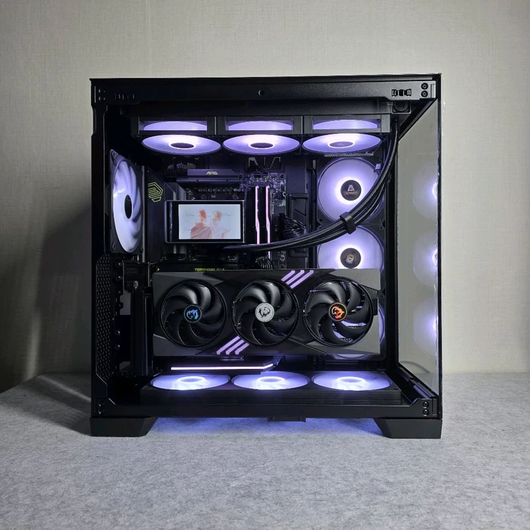 9800X3D 5080 B850 32GB 1TB 1000W 초고사양 게이밍 컴퓨터 이미지