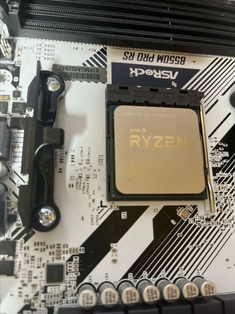 라이젠 5500x3d + (풀박) 애즈락 b550m pro rs 세트 (택포함) 이미지