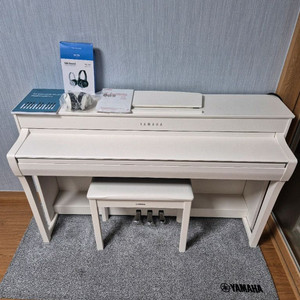 야마하 clp-735 디지털피아노 이미지