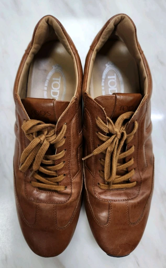 TODS 토즈 남성 가죽 스니커즈 신발275 루이비통 샤넬 구찌 펜디 프라다 에르메스 디올 버버리 톰브라운 몽클레어 이미지