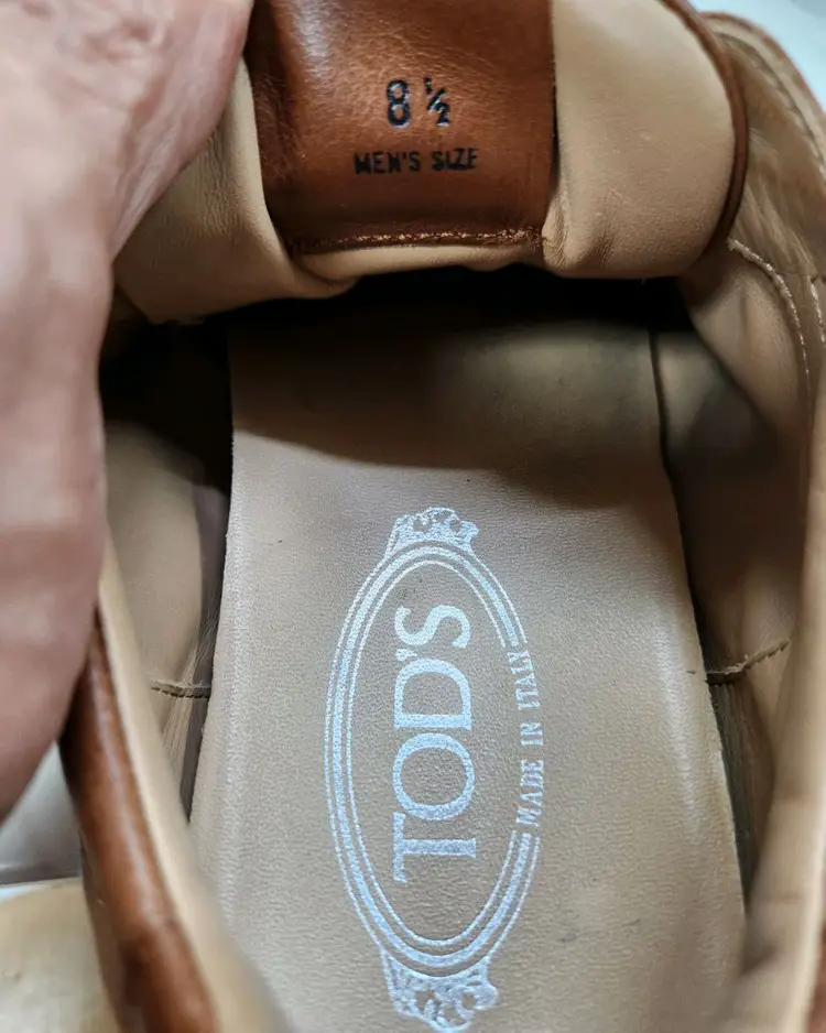 TODS 토즈 남성 가죽 스니커즈 신발275 루이비통 샤넬 구찌 펜디 프라다 에르메스 디올 버버리 톰브라운 몽클레어 이미지