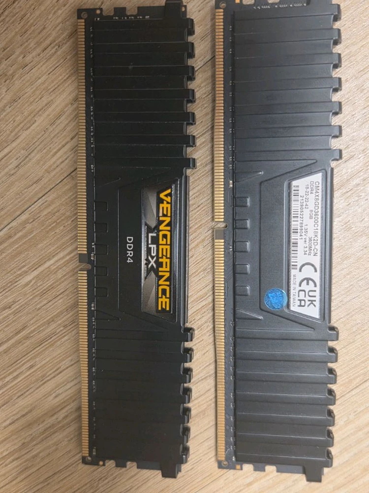 커세어 벤젠스 RGB DDR4 3600MHz 램 (8GBx2) 16gb - 안심되는 중고거래