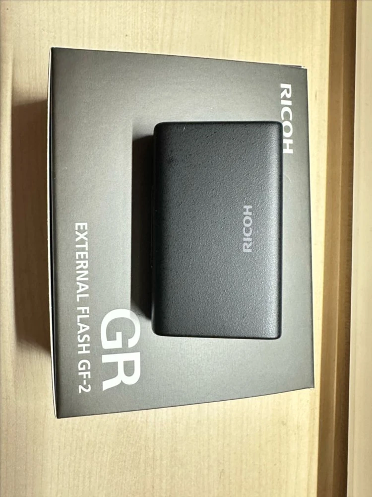 리코gr4 모노크롬 이미지