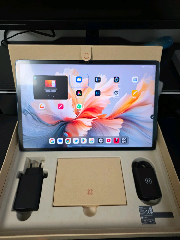 레노버 요가탭 플러스 틸그린 색상 16G 256GB 팝니다. - 안심되는 중고거래