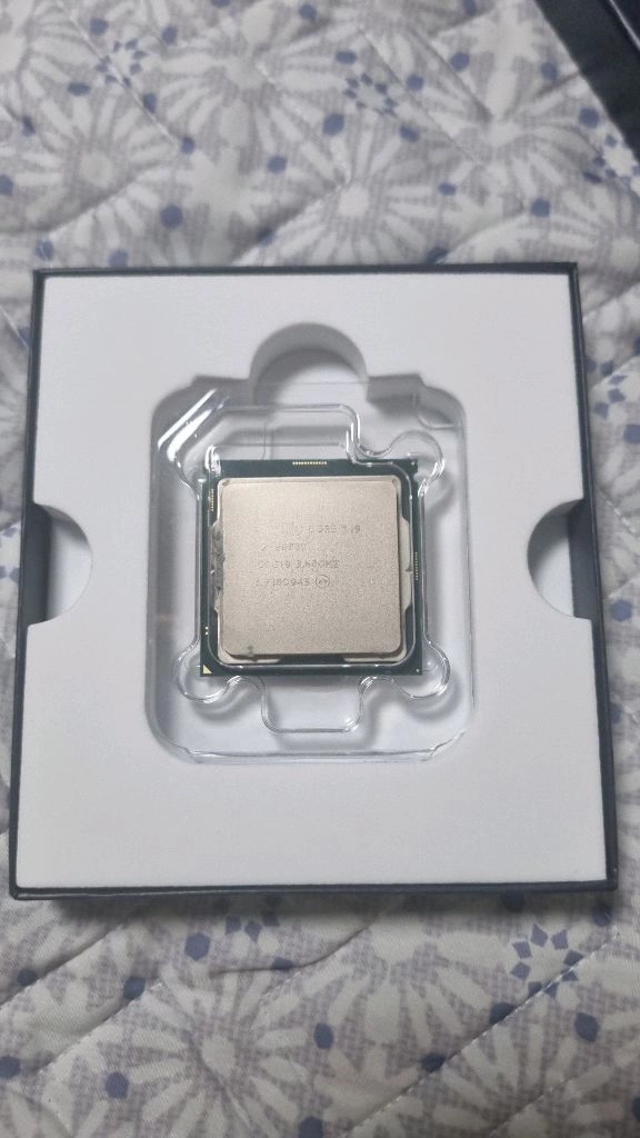 인텔 i9-9900k 팝니다 이미지