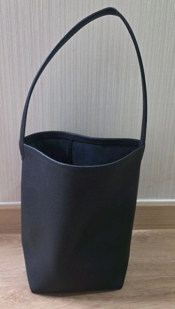 가격저렴 새상품 소가죽원통가방 소가죽파크백 보부상가방 원통백 올드머니룩 이미지