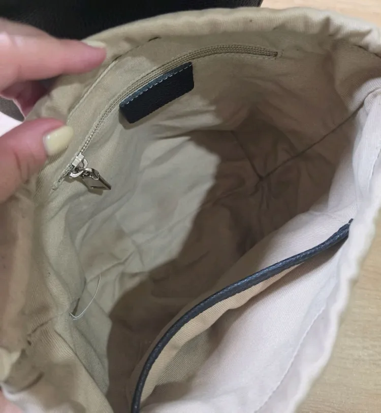 가격저렴 새상품 소가죽원통가방 소가죽파크백 보부상가방 원통백 올드머니룩 이미지