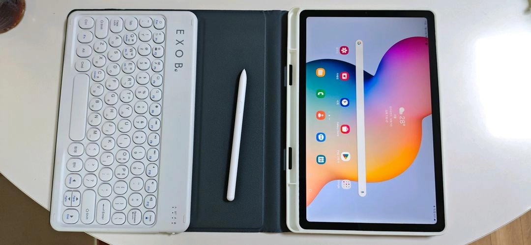 갤탭S6 라이트 128G LTE모델 키보드 포함 - 안심되는 중고거래