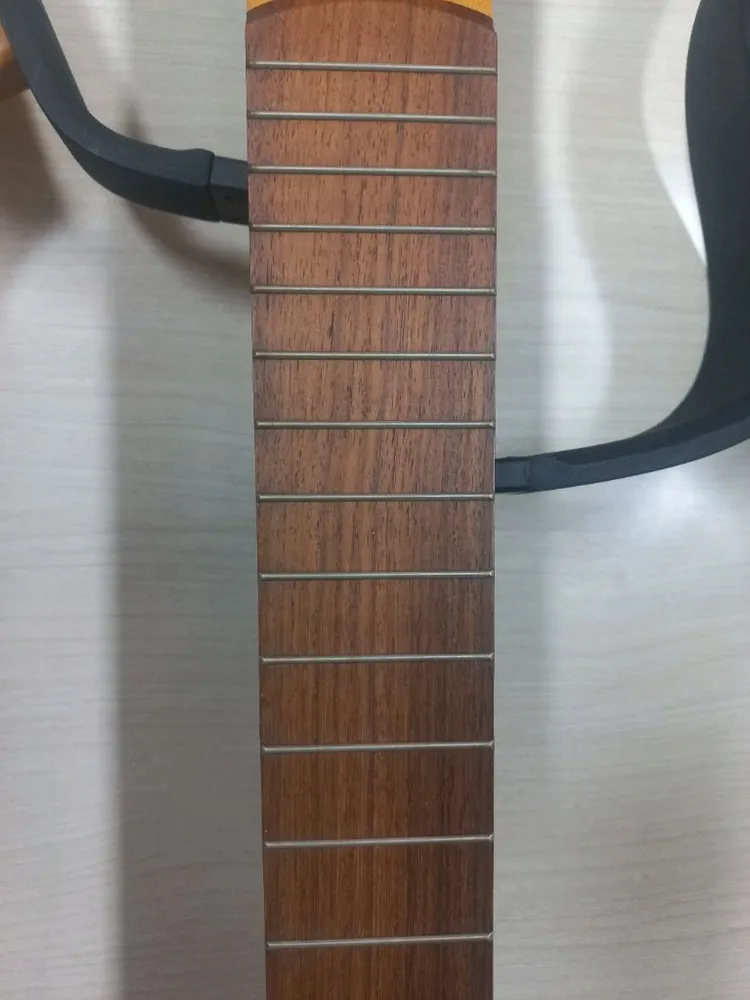 야마하 사일런트 클래식 기타 SLG-100N 이미지