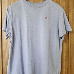NIKE 나이키 스포츠 웨어 패치 로고 스카이 블루 반팔 XL사이즈 국내 105사이즈 판매합니다~! 이미지