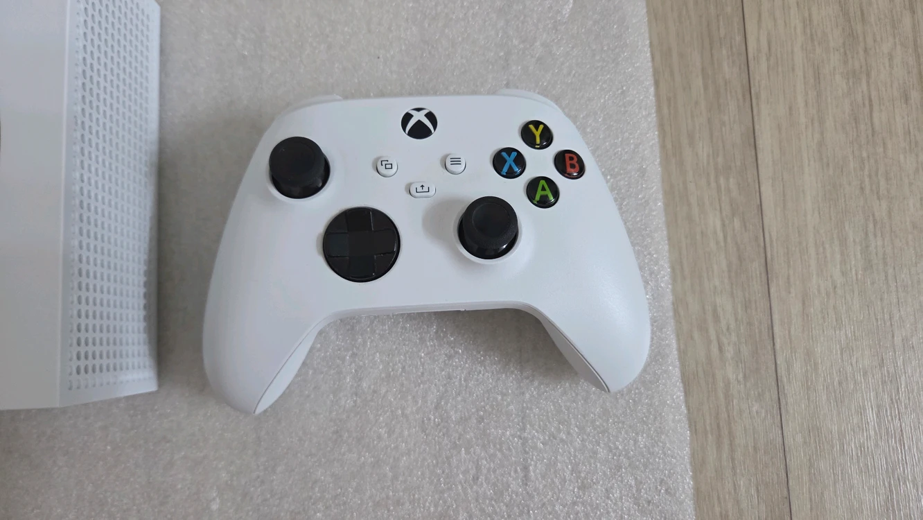 엑스박스 시리즈 S(엑시스 엑시에) 추가 정품 조이패드 Microsoft Xbox Series S (엑박시리즈 S) 이미지
