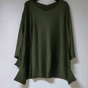 미 이세이미야케 me ISSEY MIYAKE 알로에 스타 에이폭 탑 이미지