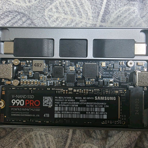 990pro 4tb 거의 새상품 팝니다 이미지