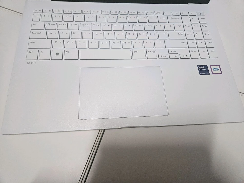 LG그램 노트북 16ZD90SU 16인치 U5/램16/SSD256 이미지