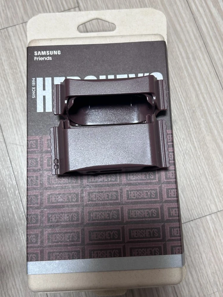 갤럭시 버즈3 버즈3프로 키세스 케이스 허쉬 케이스 이미지