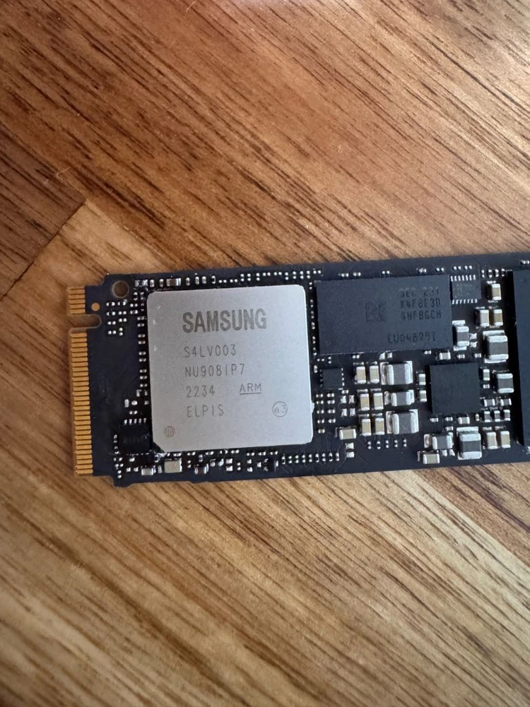 삼성 M.2 NVMe SSD PM9A1 1TB 이미지