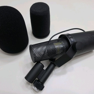 SHURE 슈어 SM7B 마이크 판매 합니다 이미지