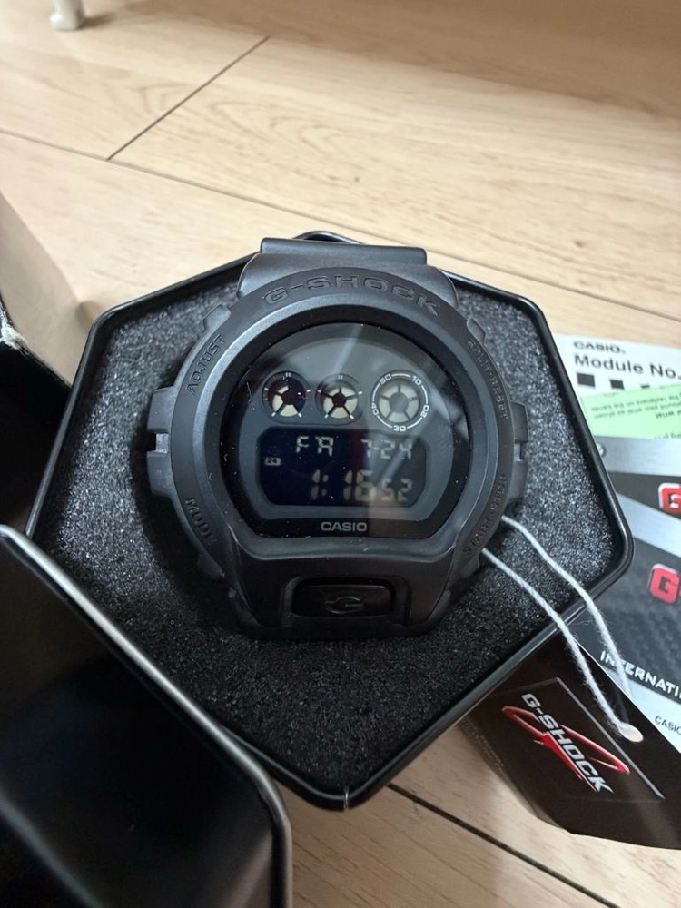 새제품 지샥 CASIO G-SHOCK DW-6900BB-1DR - 안심되는 중고거래