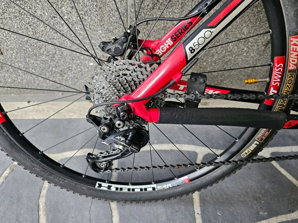 트렉 8500 MTB 자전거 17.5인치 XT30단 이미지