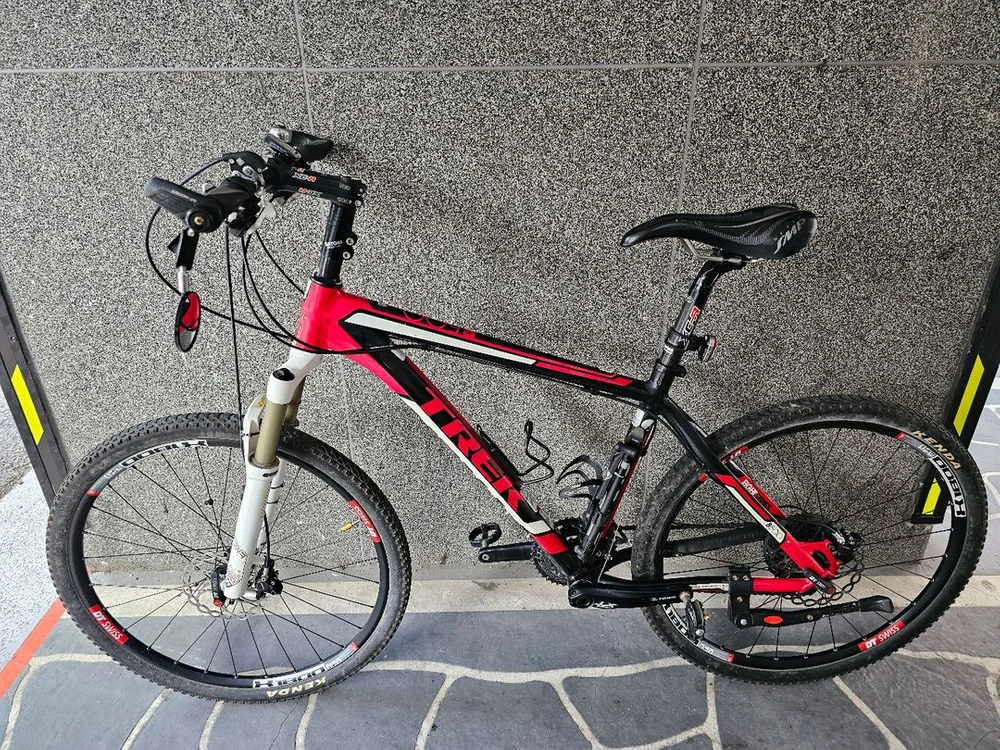 트렉 8500 MTB 자전거 17.5인치 XT30단 이미지