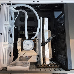 라이젠9 7950X3D · 128GB · 4TB NVMe 고사양 워크스테이션 이미지