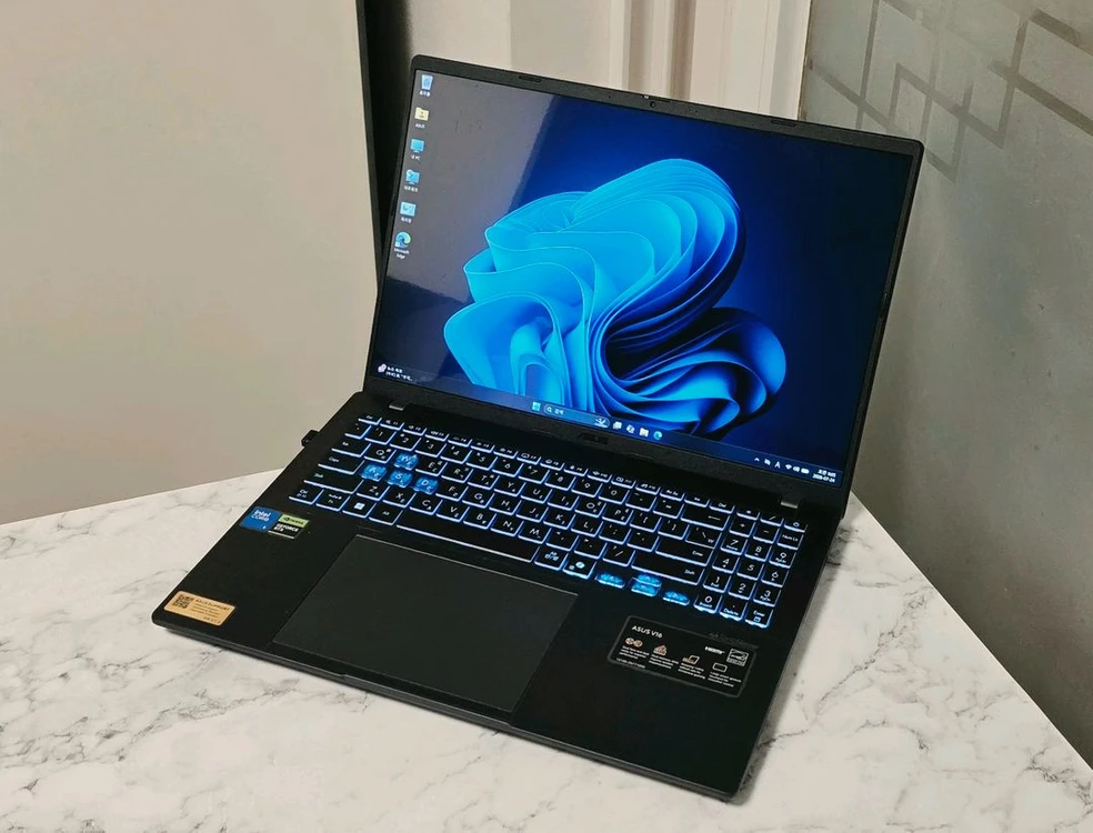 RTX5060 게이밍 노트북 130만원에 판매합니다. - 안심되는 중고거래