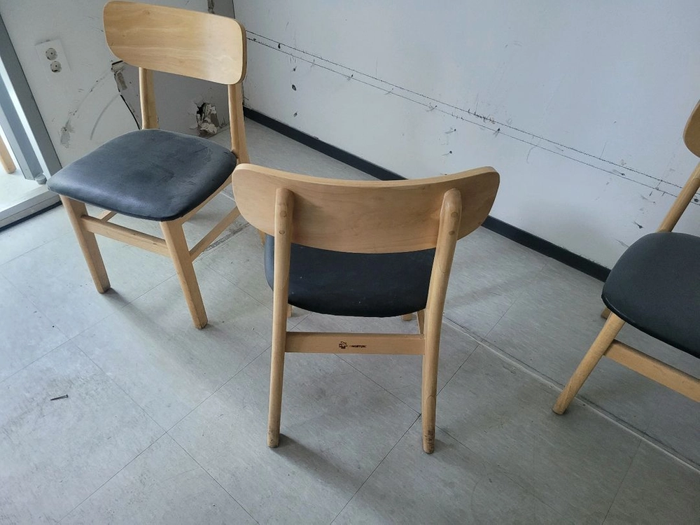 원목의자 카페의자 업소용의자 식당의자 이미지