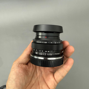티티아티산 TTArtisan 50mm F2 니콘 Z 마운트 풀프레임 렌즈 + 후드 이미지