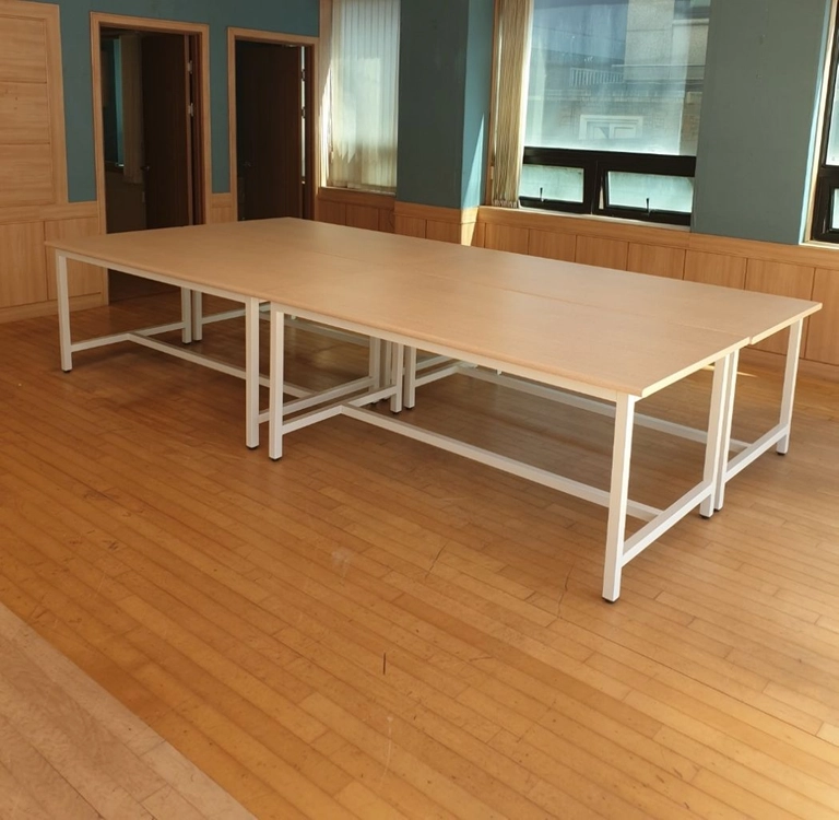 포밍탁자 접이식탁자 작업탁자 원형테이블 파티션 책상 의자 원탁 철제캐비넷 철재옷장 회의용테이블 회의용의자 수납장 이미지