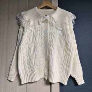 [새상품] 레이스 빅카라 케이블 니트 가디건 (화이트 / 빈티지 감성) 이미지