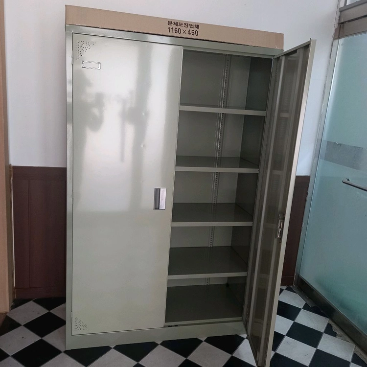 원형테이블 접이식탁자 작업탁자 포밍탁자 파티션 책상 의자 서랍 수납장 책장 회의용테이블 회의용의자 철제캐비넷철재옷장 이미지