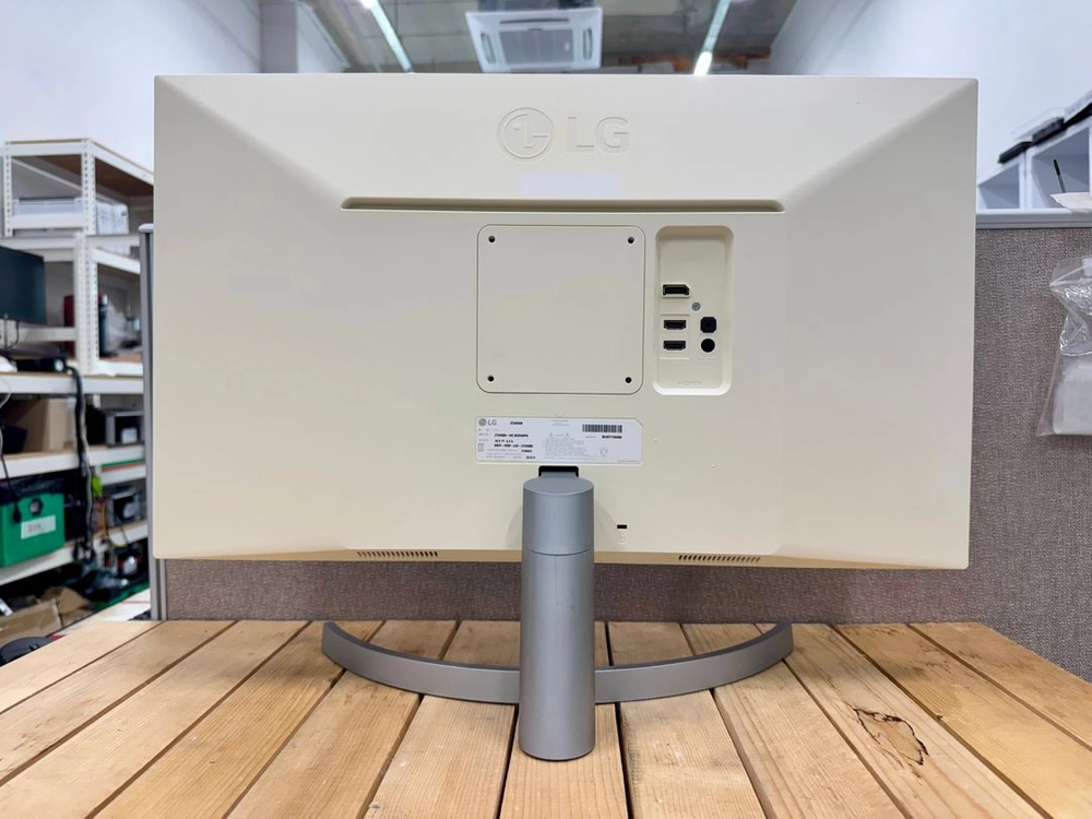 27UK600 LG 4K모니터 팝니다 이미지