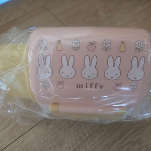 미피 삼각 도시락통(새상품) 이미지