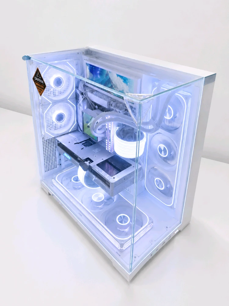 라이젠7 9800X3D RTX5080 화이트신품 어항본체 이미지
