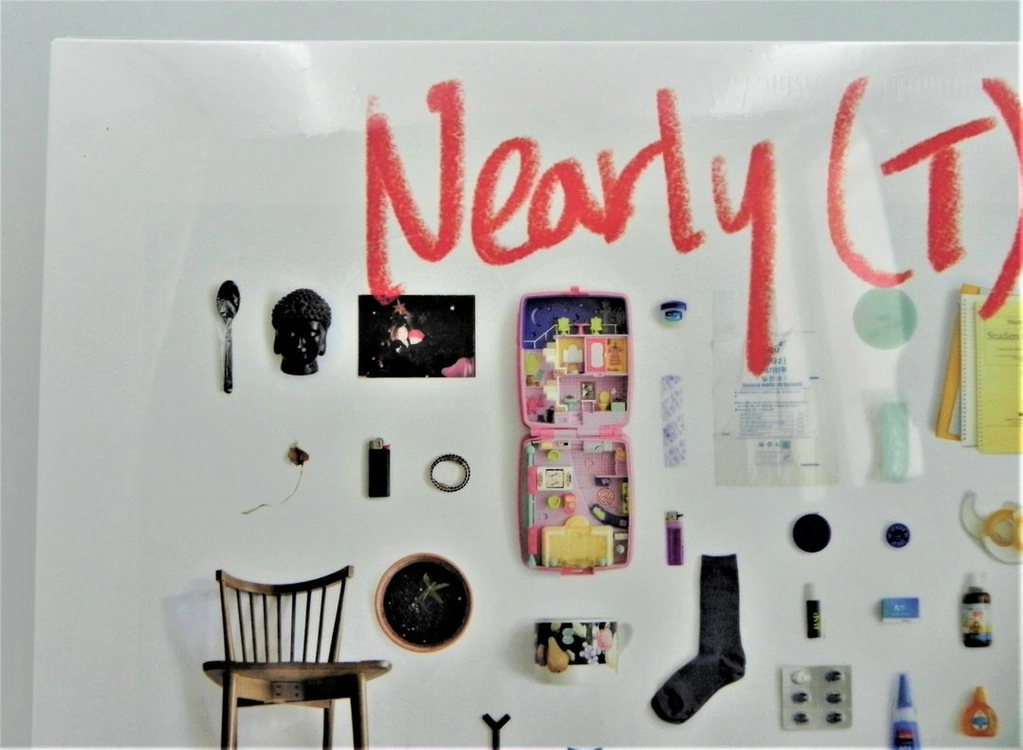 [미개봉/한정판] 곽푸른하늘 - NEARLY (T)HERE (화이트 컬러반 / 프랑스 프레싱 ) 이미지