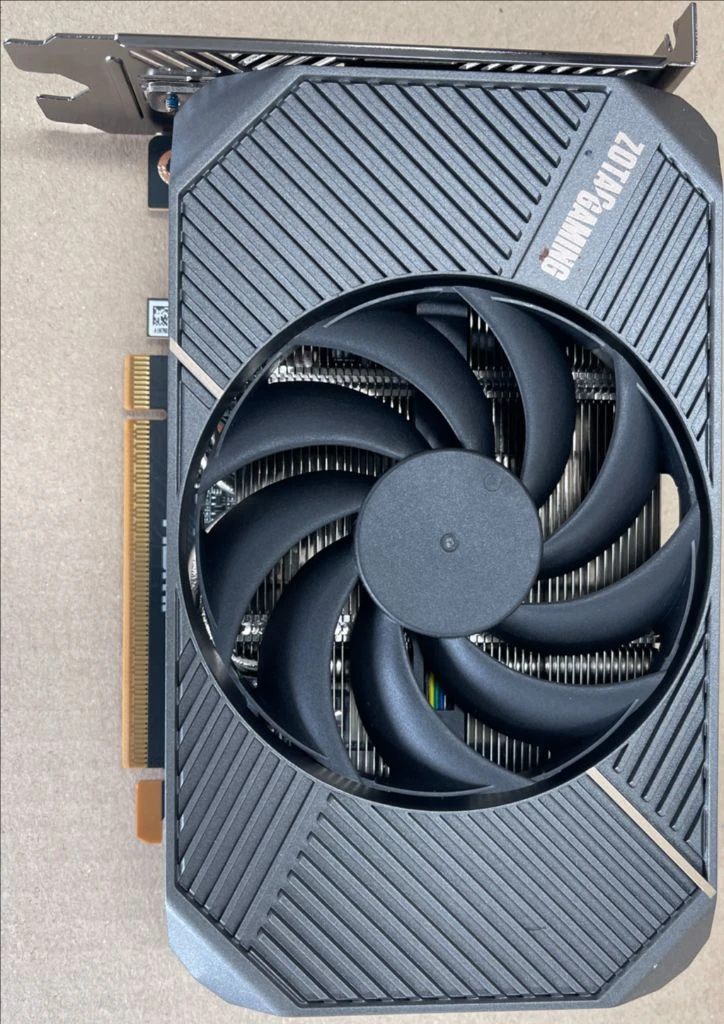 RTX5060 8GB 그래픽카드 이미지