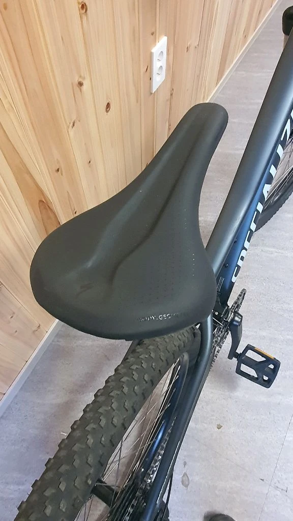스페셜라이즈드 MTB 락하퍼 콤프 27.5 이미지