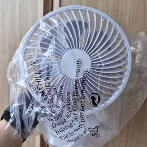 4단 무선 선풍기 캠핑 침실 탁상용 새상품 이미지