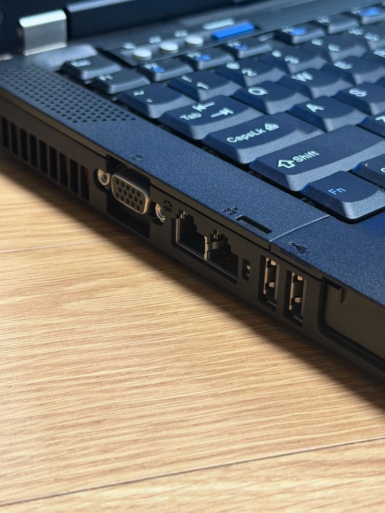 레노버 씽크패드 T61 레트로 노트북 Lenovo ThinkPad 이미지