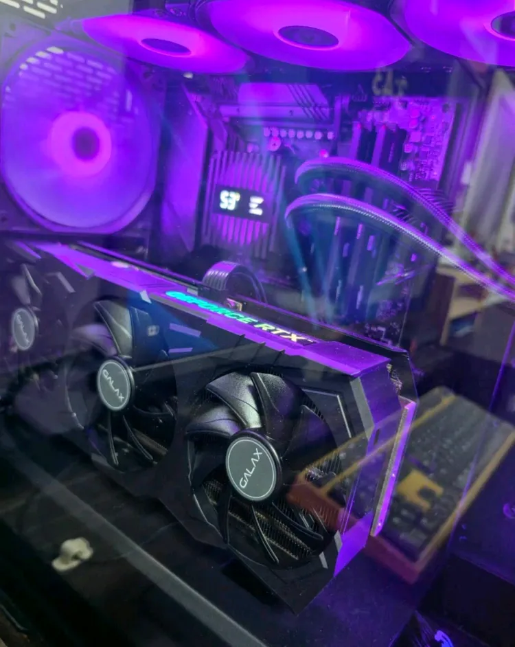 라이젠 7800x3d, rtx4080super, ddr5 32gb 게이밍PC 데스크탑 컴퓨터 본체 팝니다. 이미지