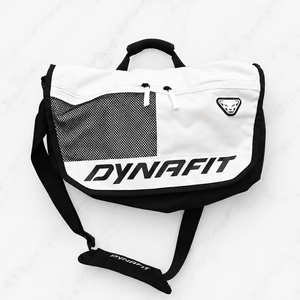 DYNAFIT 다이나핏 메신저백 가방!~ 화이트 & 블랙 ! 수납공간 굿굿굿~ 이미지